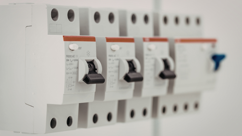 No momento, você está visualizando Como escolher uma loja de material elétrico confiável para suas compras